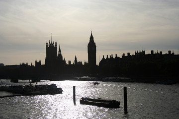 houses of parliament silhouette