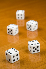 five dices