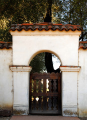 the entrance arch of san juan bautista mission