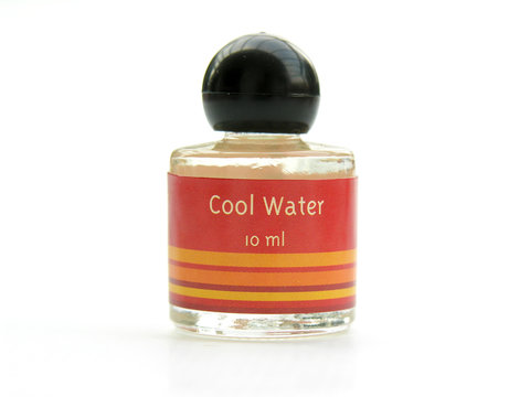 flacon de parfum cool water
