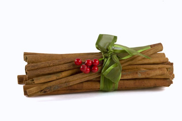 cinnamon sticks alpha