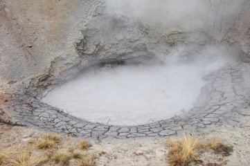 dragons mouth spring - yellowstone national park