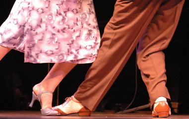 tango dancers' legs