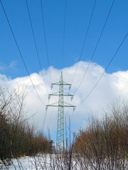 strommast im winter