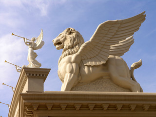 caesers palace flying lion