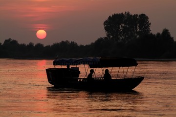 river,boat,sunset 5