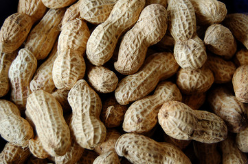 eine menge erdnüsse