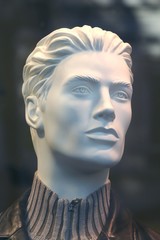 visage masculin de mannequin