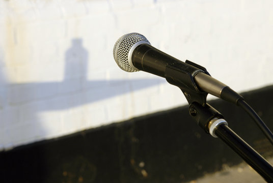 mic at outdoor venue