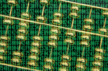 abakus und computerbildschirm