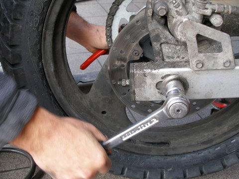 Fototapeta mecanicien moto
