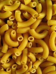 dry elbow macaroni pasta