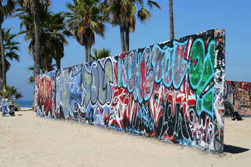 mur de graffitis