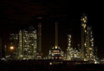 refinery at night 1