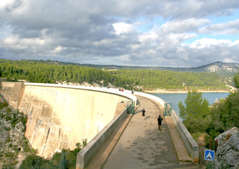 barrage