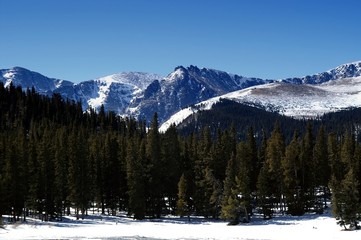 mountains in colorado in winter