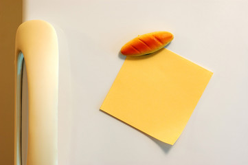 blank note © Aradan