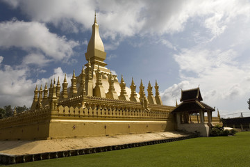 that luang, tempel in vientiane - laos