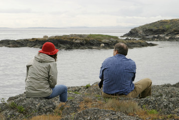 Fototapeta premium looking out over water