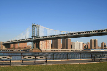 manhattan bridge