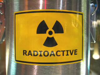 sigle radioactivité - obrazy, fototapety, plakaty