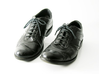 paires de chaussures noires
