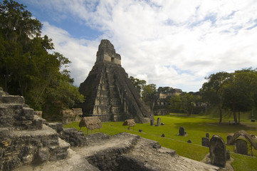 great plaza tikal guatemala