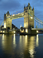 tower bridge at night
