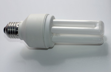 ampoule basse consommation