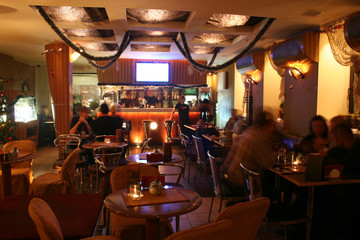 night cafe interior