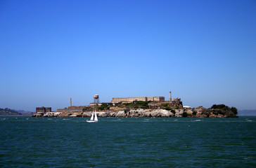 Fototapeta na wymiar alcatraz island, san francisco