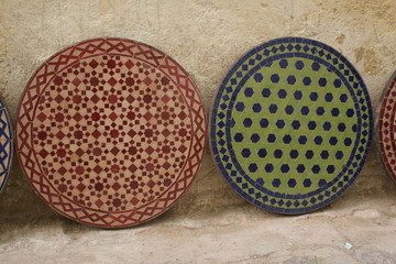 2 plateaux de table en mosaïque