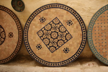 plateau de table en mosaïque