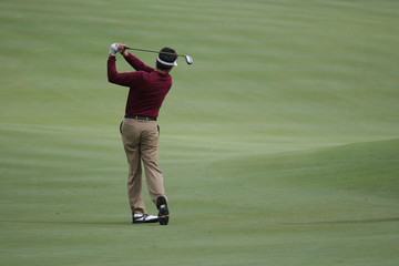 golf swing in valderrama