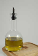 Obraz na płótnie Canvas olive oil carafe
