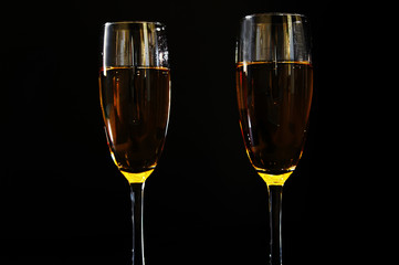twin glasses
