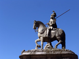 statue in braga