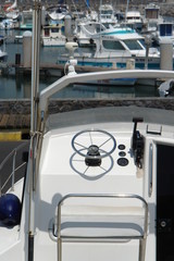 bateau, detail sur poste de pilotage