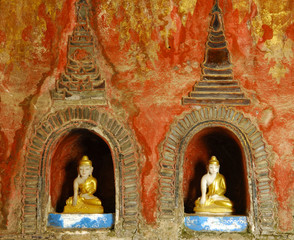 myanmar, inle lake: shwe yan pyay monastery, small buddhas and c - obrazy, fototapety, plakaty