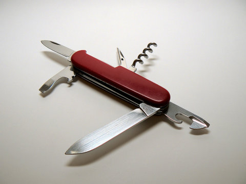 couteau suisse