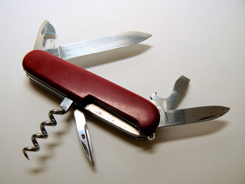 couteau suisse