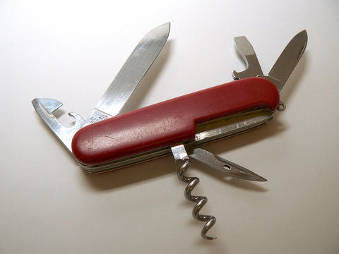 couteau suisse