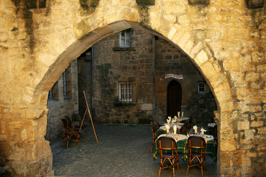 restaurant