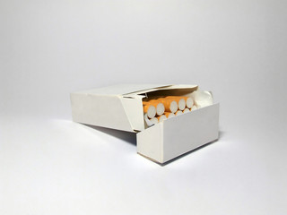 blank cigarette pack