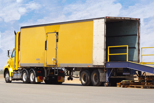 semi truck