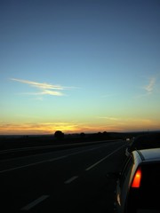 Obraz na płótnie Canvas sunset road