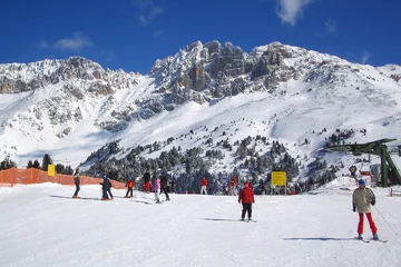 Abwaschbare Fototapete Skifahren im Trentino © Marco Scisetti