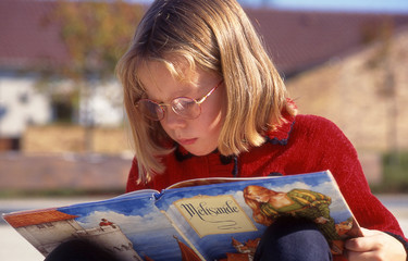 enfant et lunettes
