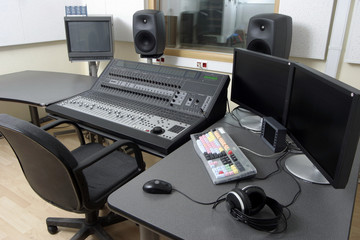 sound editing unit