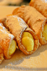 canoli dessert